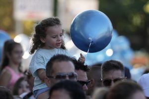 Μικροί δρομείς, οικογένειες, μωρά και ΑμεΑ γέμισαν με χαμόγελα το Ioannina Lake Run