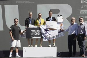 Τριήμερο δρομικό πάρτι με 7.000 δρομείς και υψηλές επιδόσεις