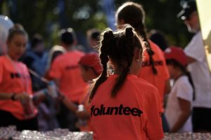 Μικροί δρομείς, οικογένειες, μωρά και ΑμεΑ γέμισαν με χαμόγελα το Ioannina Lake Run